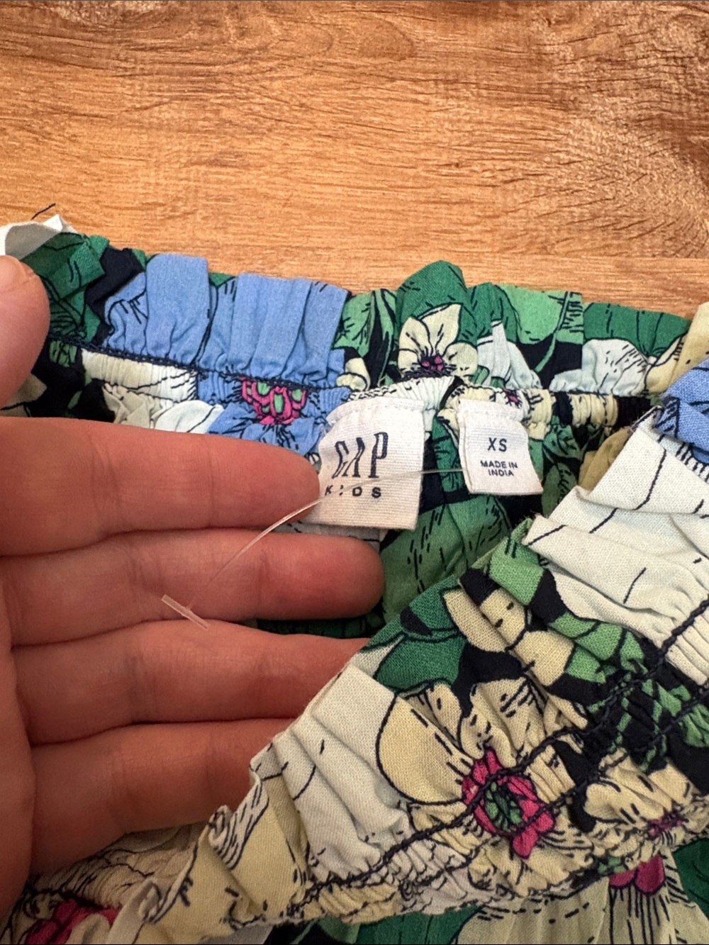 Gap Kids Girls Floral Tiered Skirt with Smocked Waist XS 4-5 - Picture 3 of 5